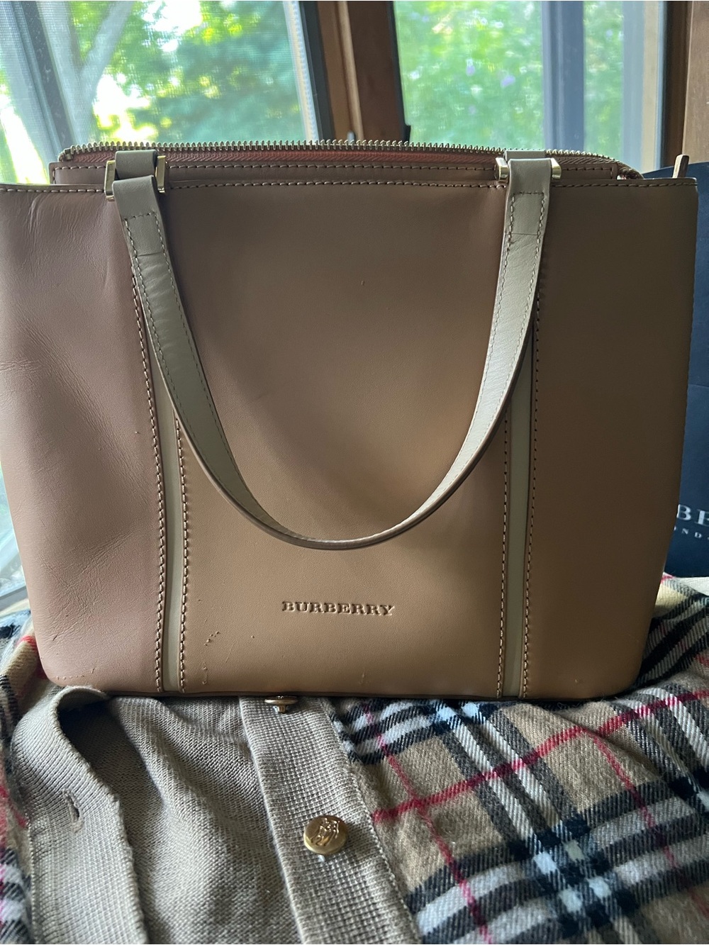 Burberry Tan Plaid Slip-On Sandals and Burberry purse - Picture 9 of 12